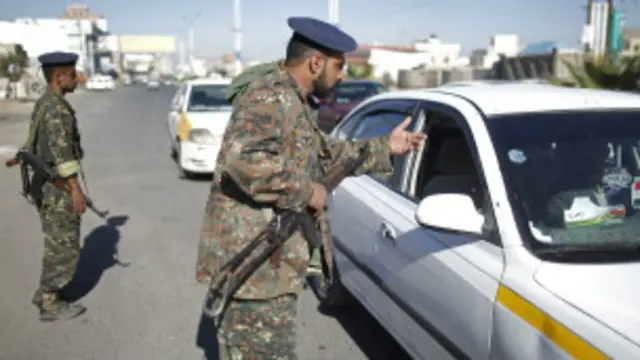 یمن میں سرکاری اداروں کی عملداری کچھ علاقوں تک محدود ہے