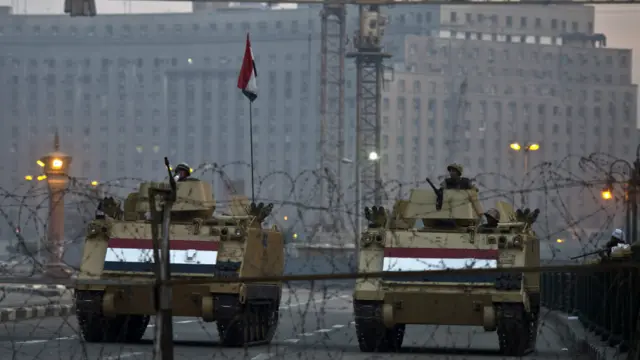 حالیہ مظاہرے قاہرہ یونیورسٹی کے ایک طالب علم کی پولیس کے ہاتھوں ہلاکت کے بعد شروع ہوئے ہیں۔