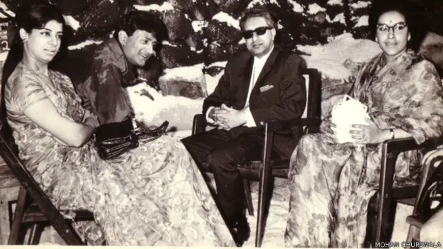 देवानंद नेपाल के दिवंगत नरेश बीरेन्द्र से साथ