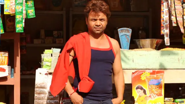 راج پال سٹینڈ اپ کامیڈی کر کے پیسہ کمانے کے حق میں نہیں