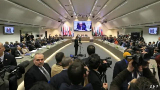 اعضای اوپک از سطح کنونی قیمت‌های جهانی نفت راضی هستند