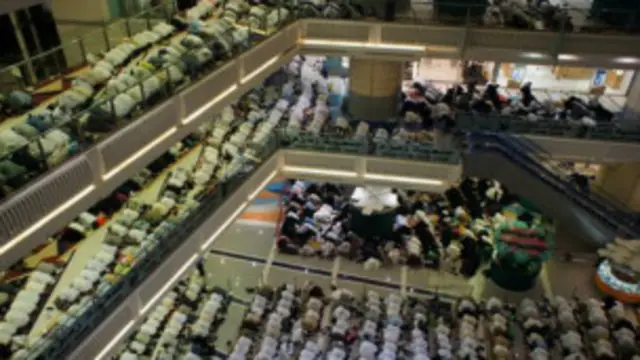 السعودية هي البلد الاسلامي الوحيد الذي تغلق فيه جميع الاعمال والمؤسسات والانشطة في وقت الصلاة