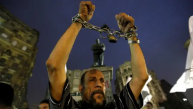 واجه قانون التظاهر الجديد انتقادات واسعة داخل مصر وخارجها