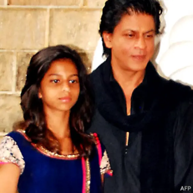 अपनी बेटी सुहाना ख़ान के साथ शाहरुख़ ख़ान