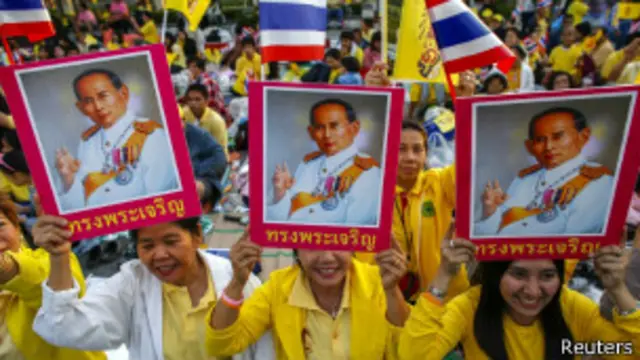 Người dân Thái rất tôn kính Nhà Vua của mình