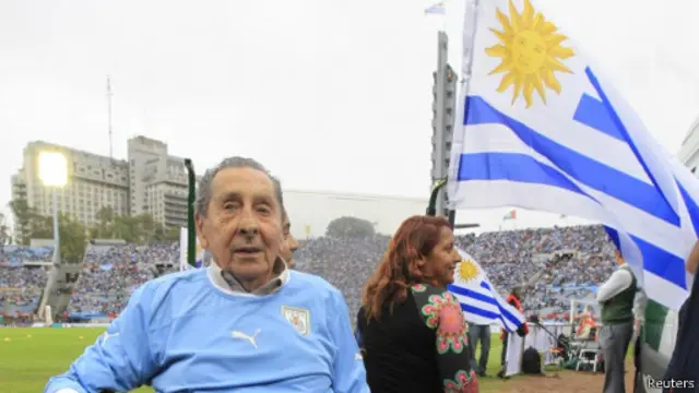 Bintang sepak bola Uruguay di Piala Dunia 1950, Alcides Ghiggia akan dilibatkan.
