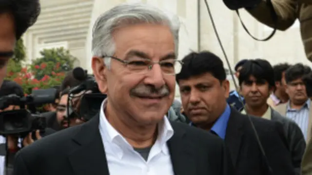 حکومت کے پاس ابھی چار سال ہیں: خواجہ آصف