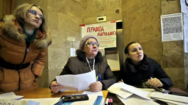 Холл Дома профсоюзов превратился в информационный центр Еврореволюции