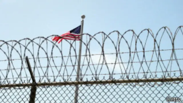 البنتاغون: نقل اثنين من معتقلي غوانتانامو إلى السعودية