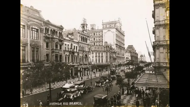 Foto: A. Ribeiro. Avenida Rio Branco