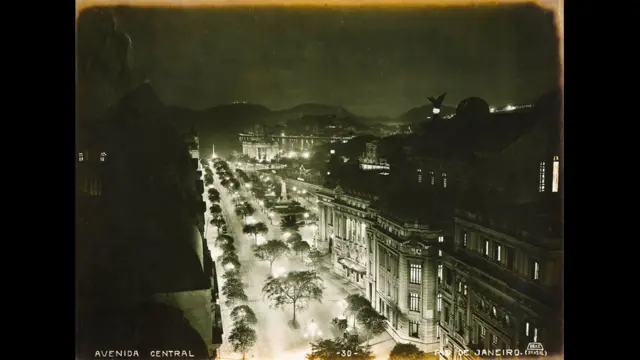 Foto: Braz. Avenida Central