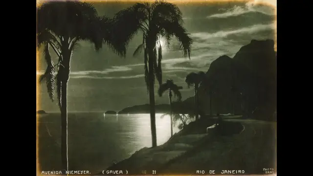 Foto: Braz. Avenida Niemeyer, Gávea