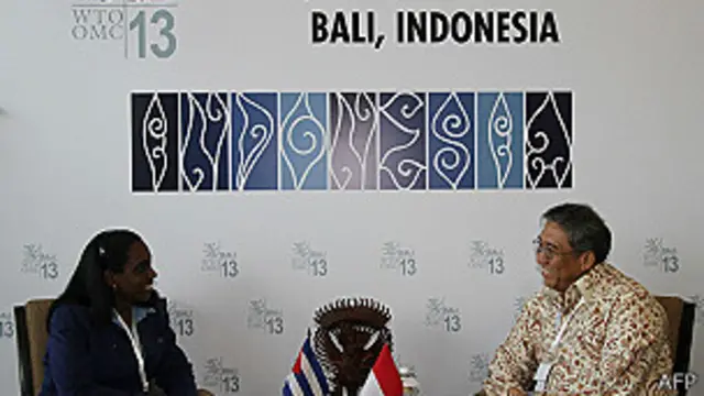 Ileana Bárbara Núñez Mordoche de Cuba y Bayu Krisnamurthi de Indonesia