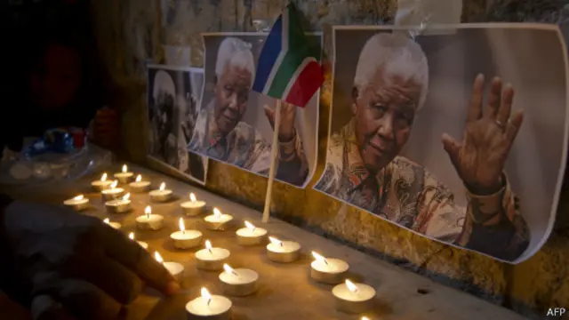 Lilin untuk Mandela