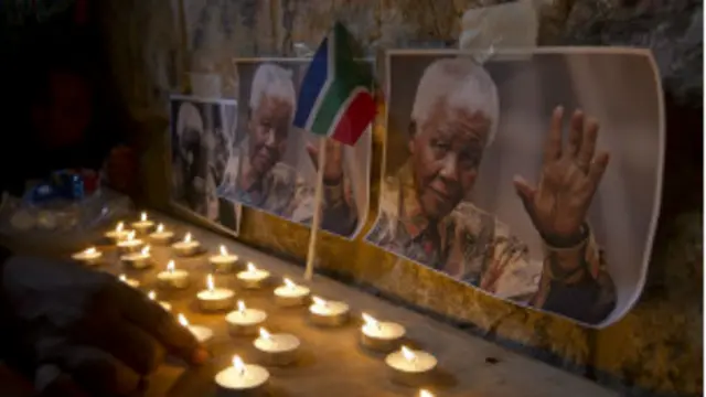 د منډېلا کورنۍ تېرې دوې ورځې او راتلونکې اوونۍ سختې شېبې بللې دي