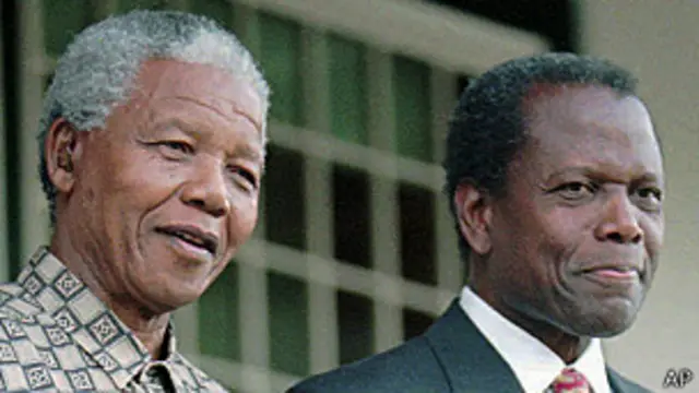 Nelson Mandela y Sidney Poitier