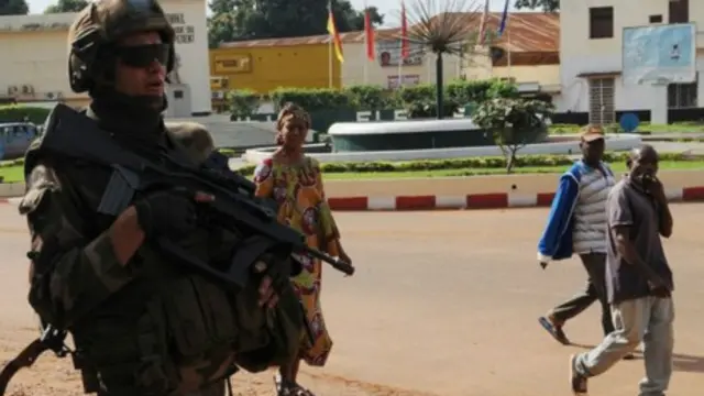 Binh lính Pháp ở Trung Phi