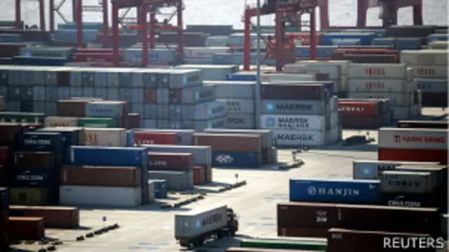 上海洋山深水港集装箱码头（29/11/2013）