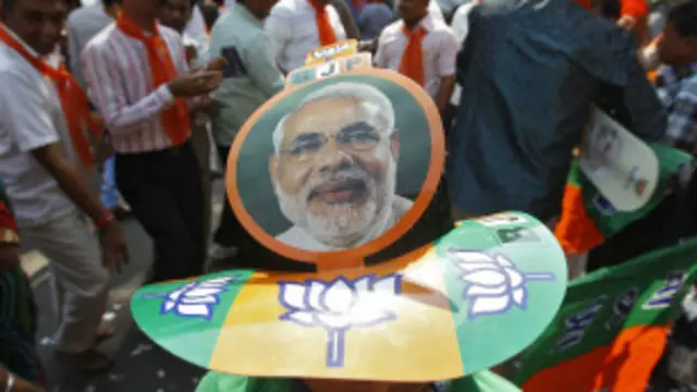 नरेंद्र मोदी