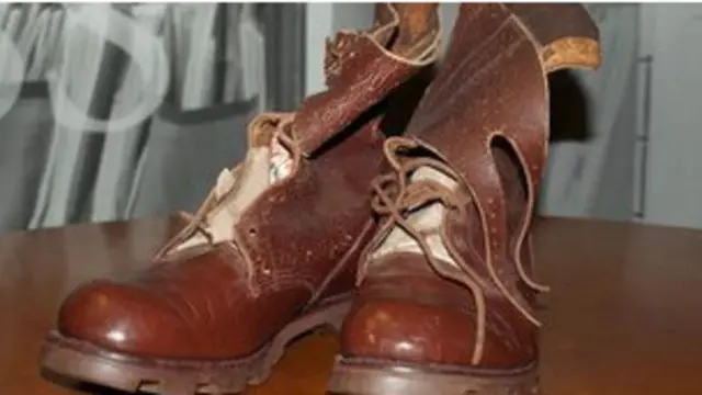 مینڈیلا کو تینتیس سال بعد یہ جوتے ملے