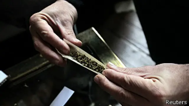 cigarro de maconha | Reuters