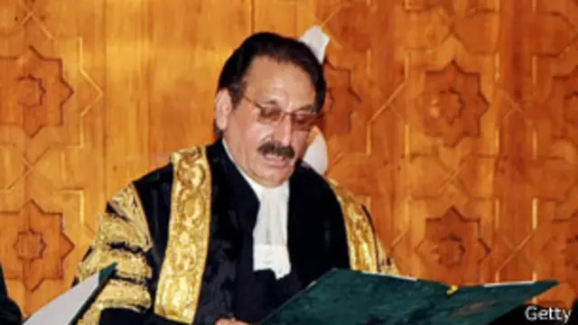 ایجنسیوں کے پاس لوگوں کو غیر قانونی طور پر اپنی حراست میں رکھنے کا اختیار نہیں: چیف جسٹس