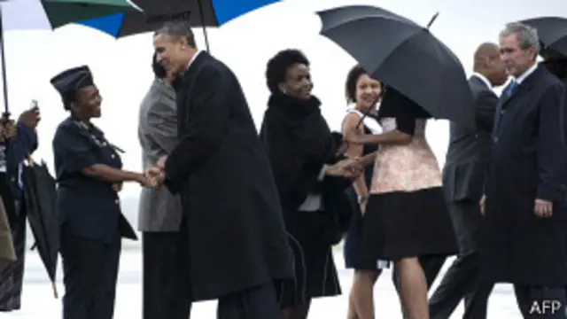 براک اوباما کے علاوہ تین سابق امریکی صدور بھی جوہانسبرگ پہنچے ہیں