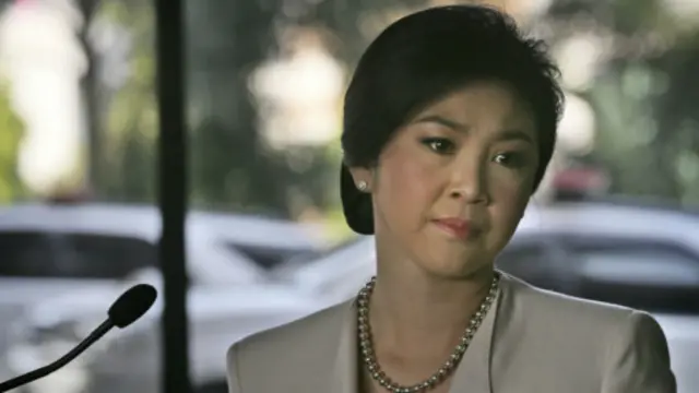 Bà Yingluck quyết định cho tiếp tục bầu cử và nói đây là 'quyền của người dân'