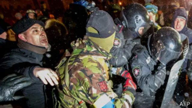 Столкновения в Киеве в ночь на 10 декабря