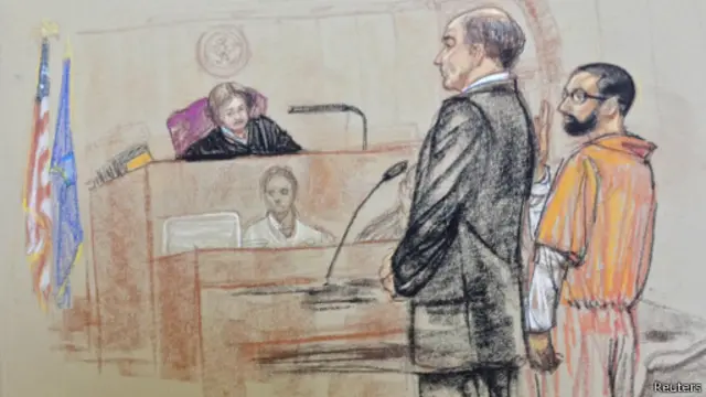 Бабар Ахмад в зале суда