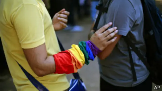 Homoseksualitas, AP