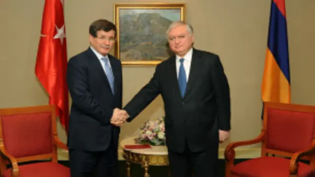 Davutoğlu və Nalbandyan