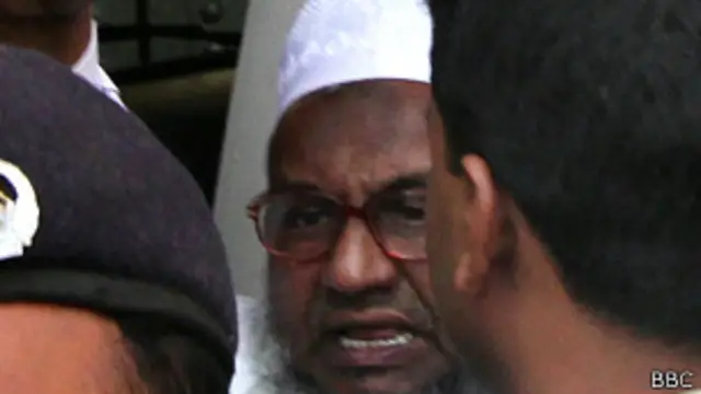 မူလာရဲ့ အယူခံကို ဘင်္ဂလားဒေ့ရှ် တရားရုံးချုပ်က ပယ်ချလိုက်တာဖြစ်။