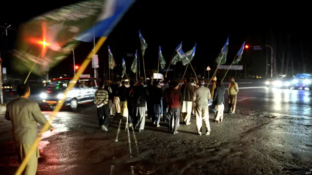 جماعت اسلامی نے دھمکی دی تھی کہ اگر ان کے رہنما کو پھانسی دی گئی تو اس کے بھیانک نتائج نکلیں گے۔