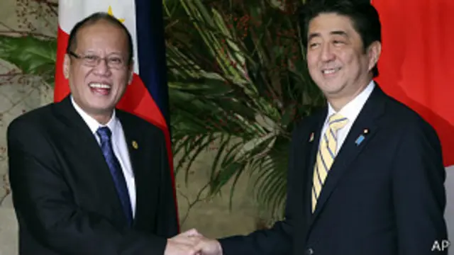 Lãnh đạo Nhật Bản và Philippines trao đổi vào ngày 13/12