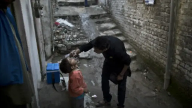 Pakistan da India da Nigeria ne ake samu yara masu cutar shan inna.