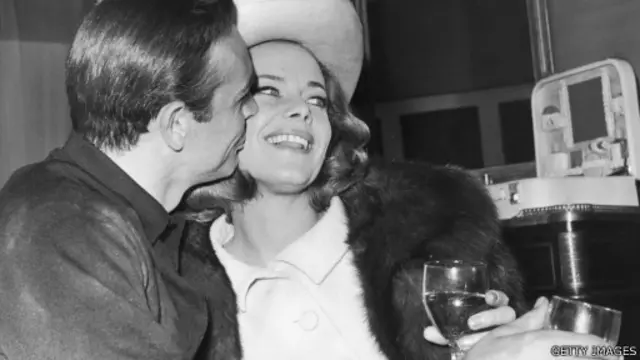 Шон Коннери в фильме "Голдфингер"