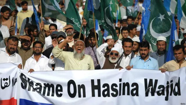 پاکستان میں جماعت اسلامی نے اس پھانسی کے خلاف احتجاج کیا۔ 