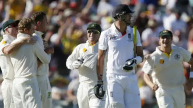 ’کیون پیٹرسن بھی ناکام ہوئے اور خود کپتان الیسٹر کُک بھی سکور نہیں کر رہے‘