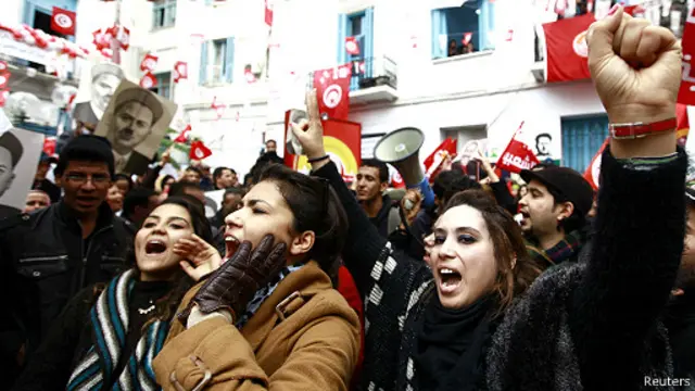 ظلت الأزمة السياسية مستمرة منذ يوليو/ تموز