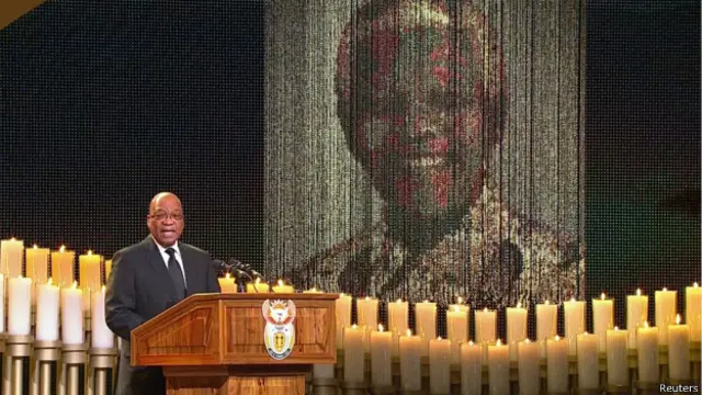 جیکوب زوما، رئیس جمهور آفریقای جنوبی در مراسم سخنرانی کرد