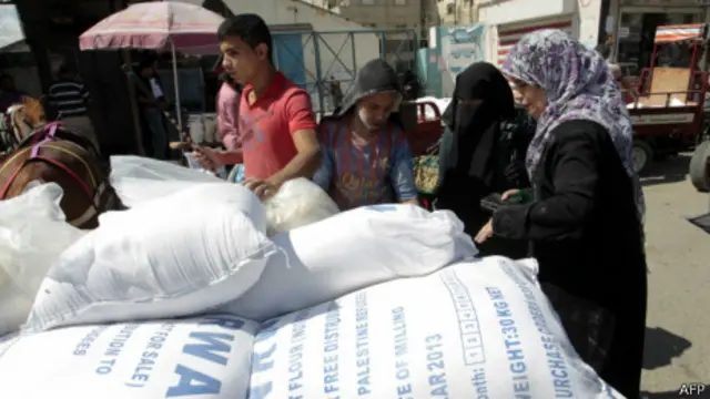 Помощь беженцам в Газе