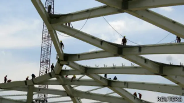 Construcción de la Arena Amazonia en Manaos