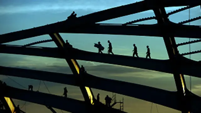 Sistem keselamatan pekerjanya dikritik.