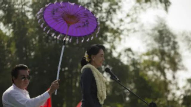 မြန်မာ့ ဒီမိုကရေစီ ခေါင်းဆောင် ဒေါ်အောင်ဆန်းစုကြည်