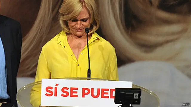 Evelyn Matthei durante su discurso de aceptación de la derrota