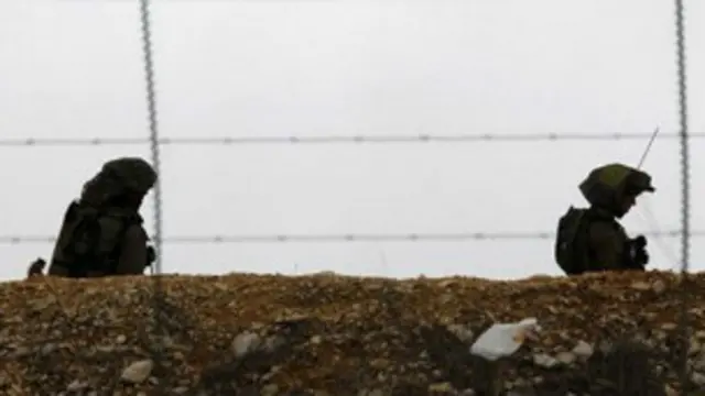 الوضع على الحدود بين إسرائيل ولبنان هادئ نسبيا منذ الحرب التي اندلعت بين إسرائيل وحزب الله اللبناني في 2006