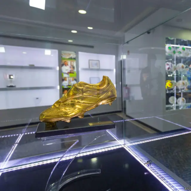 کرسچیانو رونالڈو کا کہنا تھا کہ ’یہ میوزیم اس بات کا ثبوت ہے کہ میں نے کیا کیا جیتا ہے، کوئی اسے یہاں سے لے جا نہیں سکتا اور ان چیزوں کو میں اپنے مداحوں کے ساتھ شیئر کرنا چاہتا ہوں۔‘