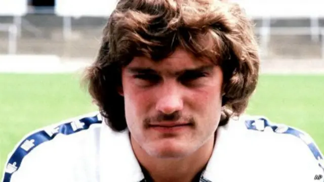Glenn Hoddle saat menjadi pemain Spurs di tahun 80-an.