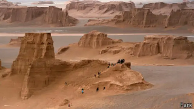 بخشهای بزرگی از سرزمین ایران قابل سکونت نیست